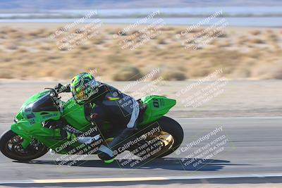 media/Jan-10-2025-CVMA Friday Practice (Fri) [[489e0da257]]/Group 4 and Trackday/Session 2 (Turn 4 Inside)/